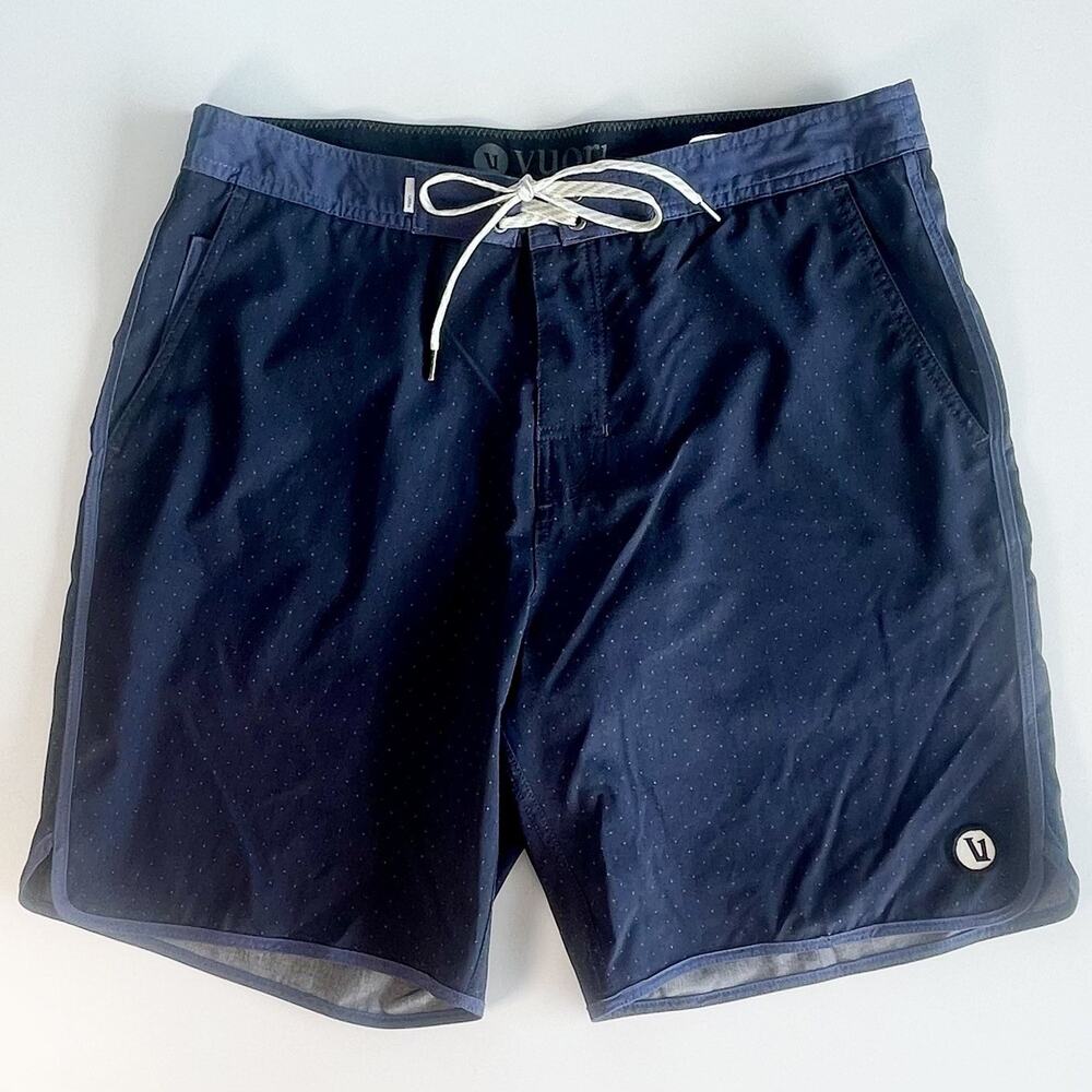 Vuori Men's Cruise Board Shorts Micro Dot Blue/Black 33 Beach Preppy
